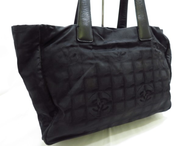 シャネル　バッグ