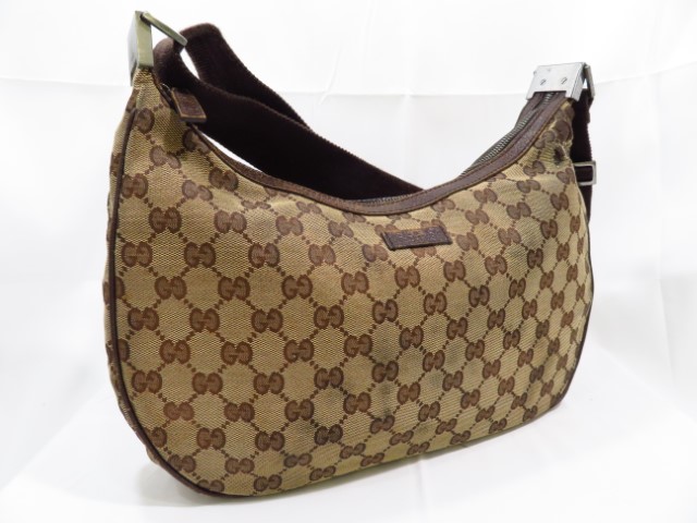 グッチ　ショルダーバッグ