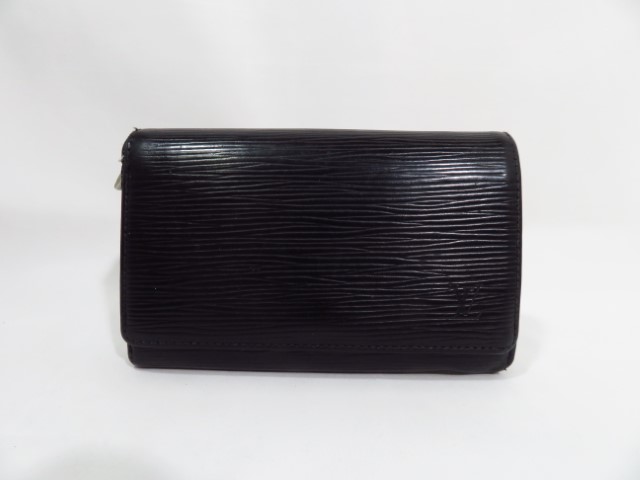 ルイヴィトン　財布